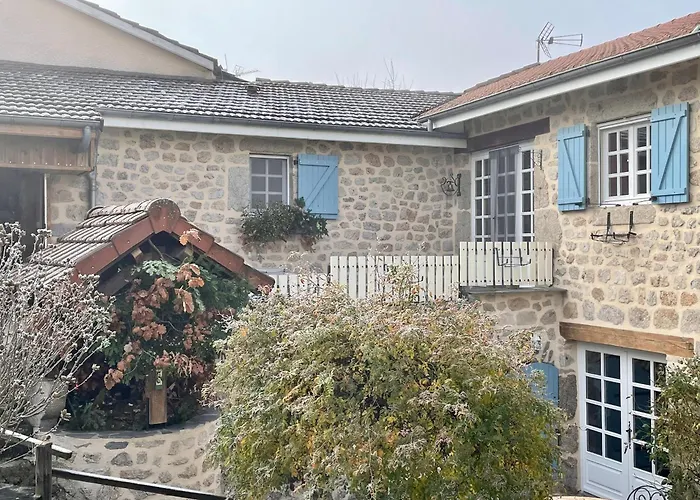 Familial Avec Terrasse Proche Chateaux, Lac, Et Parcours Aventure - Fr-1-582-174 Holiday home