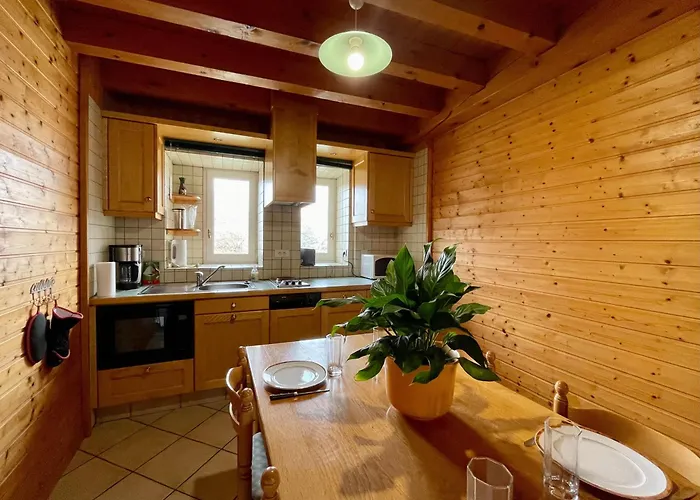 Familial Avec Terrasse Proche Chateaux, Lac, Et Parcours Aventure - Fr-1-582-174 *